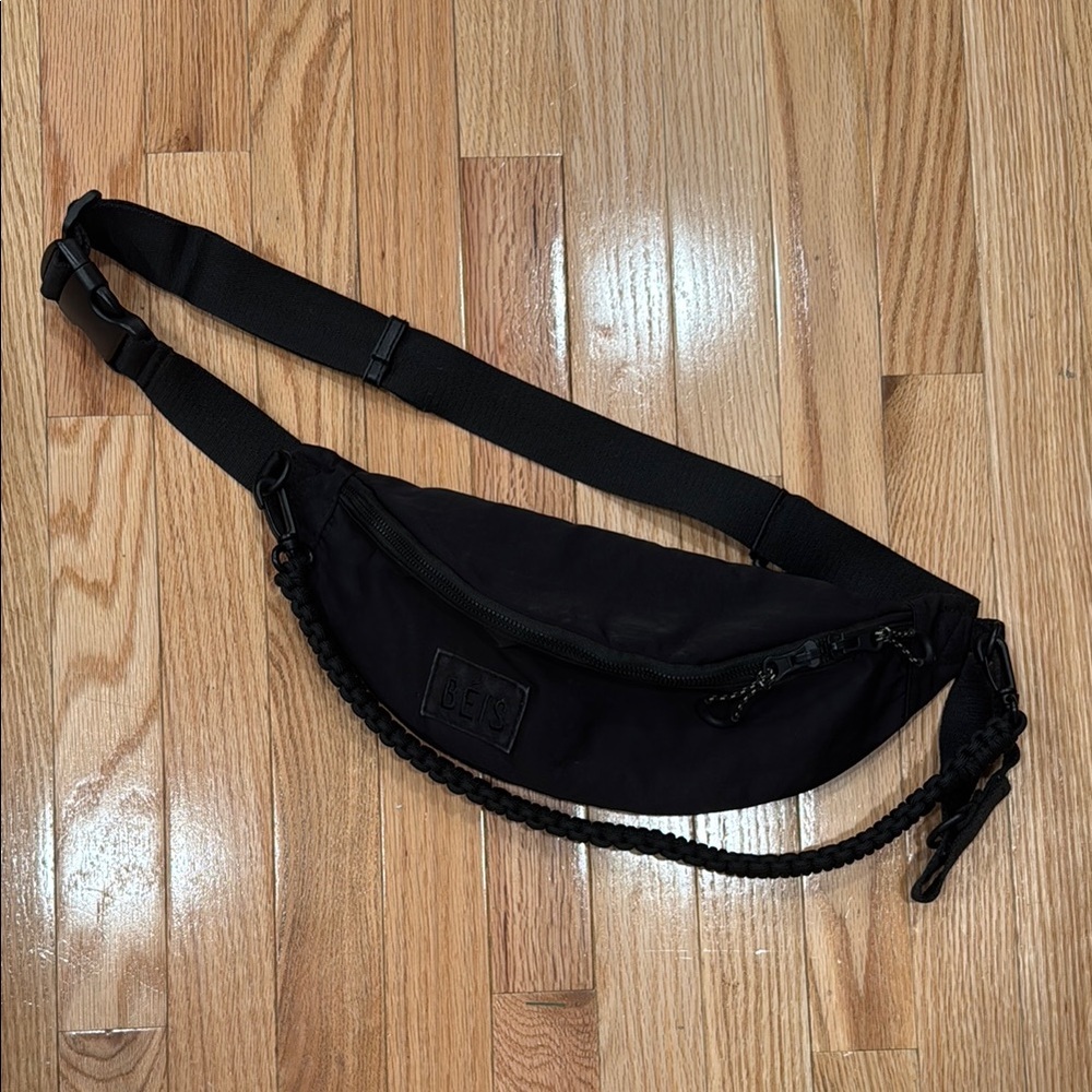 BEIS Black Crossbody Bag